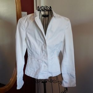 Contrast brand white denim jacket